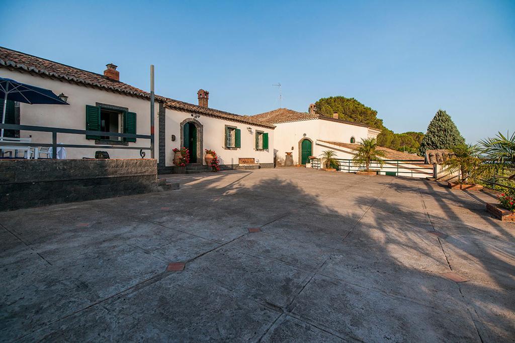 Casa Vacanze Etna Piedimonte Etneo Exteriör bild