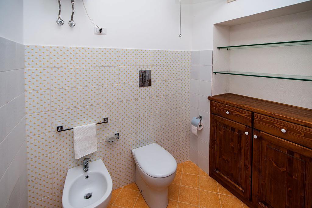 Casa Vacanze Etna Piedimonte Etneo Rum bild